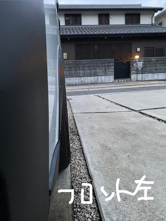 ハイエースバンのSBM大阪2022・3型ハイエース・黒バンパー鉄チン・アライメントに関するカスタム事例の投稿画像3枚目