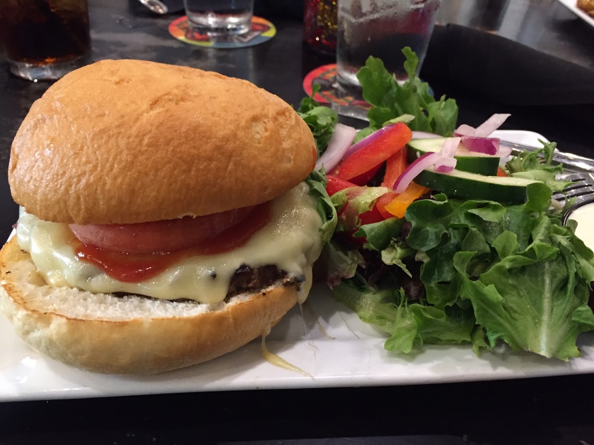 Gf Cheeseburger and salad w ranch