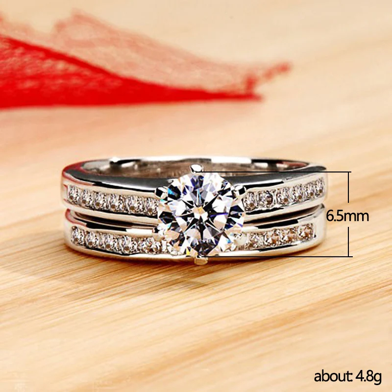 Anillos de pareja combinados con baño de oro blanco, perfectos para celebrar el amor y la unión, diseños elegantes y duraderos.