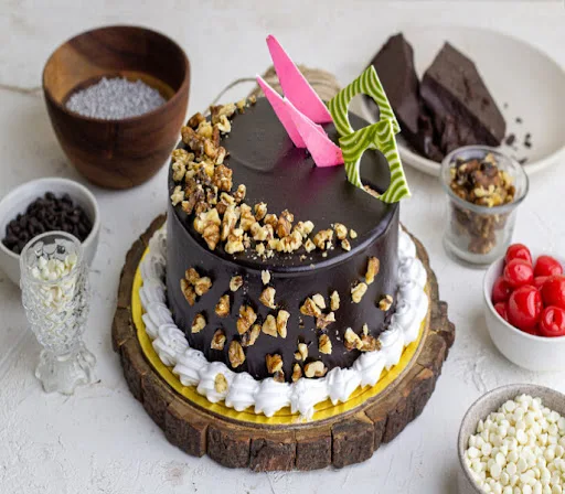 Chocolate Walnut Cake (500 Gram)