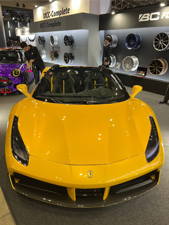 voooさんが投稿したオートサロン・フェラーリ・PickUpCars2025・Ferrari・スーパーカーに関するカスタム事例の投稿画像1枚目