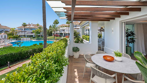 Apartment with terrace 4