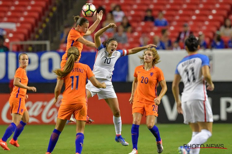 Tegenstanders Flames speelden met wisselend succes op Algarve Cup