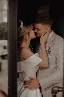 ช่างภาพงานแต่งงาน Olga Gerasimenko (olgagera) ภาพเมื่อ 14 เมษายน 2020