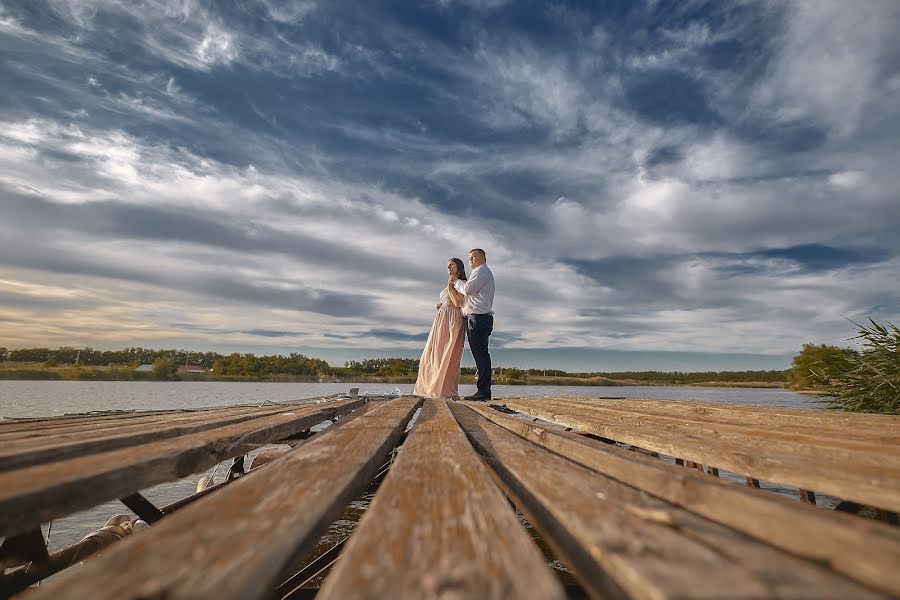 Photographe de mariage Anton Lavrin (lavrinwed). Photo du 4 juillet 2018