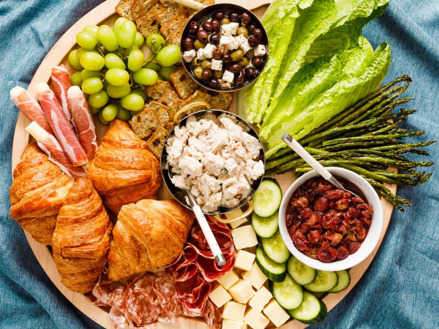 31 Uniquely Clever Charcuterie Box Ideas & Resources