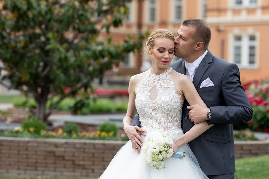 Wedding photographer Barnabás Fazekas (barnabasfazeka). Photo of 20 April 2023