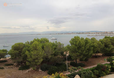 Villa with pool and terrace 2