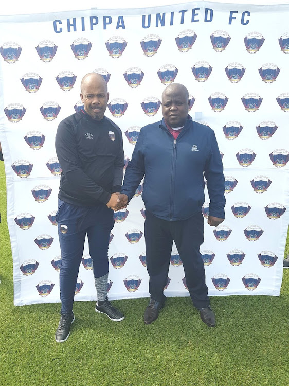 Newly appointed Chippa Untied caretaker caoch Teboho Moloi (L) poses for a photo with chairman Siviwe "Chippa" Mpengesi on Thursday 14 September 2017.