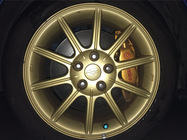 インプレッサ WRX STIのホイール交換に関するカスタム事例の投稿画像1枚目