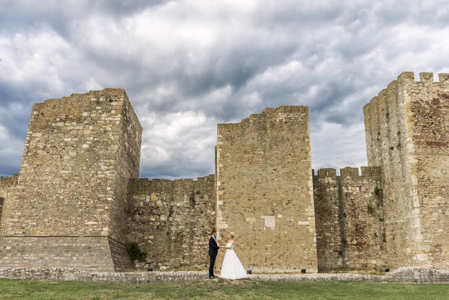 Fotógrafo de bodas Djordje Novakov (djordjenovakov). Foto del 22 de octubre 2017