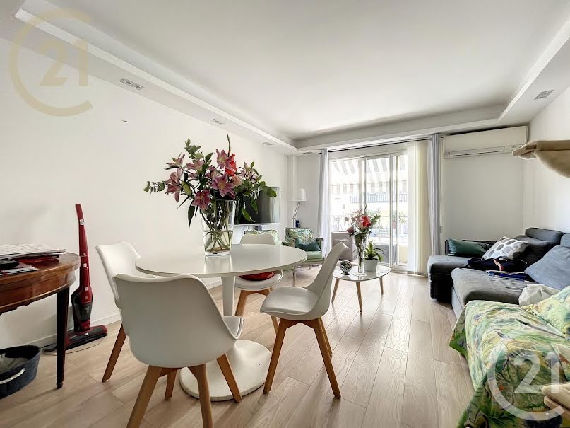Vente appartement 2 pièces 45.92 m² à Cannes (06400), 305 000 €