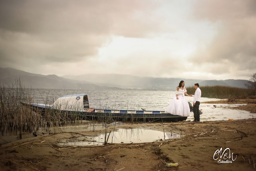 Wedding photographer Daniel Caicedo (even). Photo of 13 April 2018