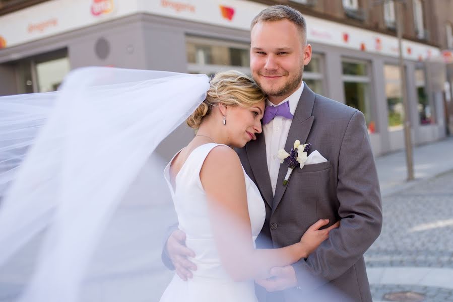 Fotografo di matrimoni Lucie Urbánková (brightmoments). Foto del 14 gennaio 2020