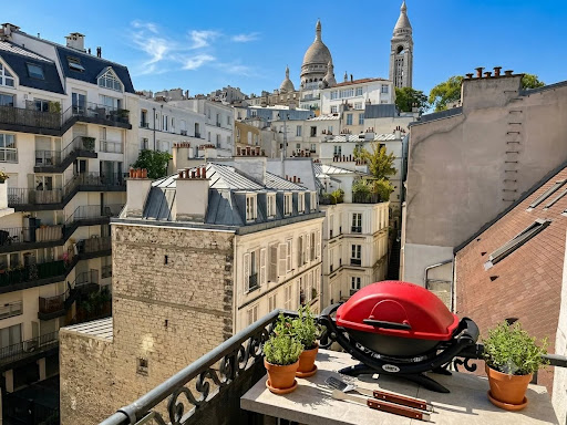 Buy this luxury apartment / penthouse in Paris 18ème (75018) with terrace
