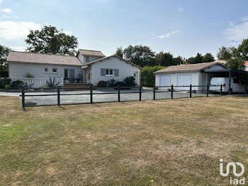 maison à La Roche-sur-Yon (85)