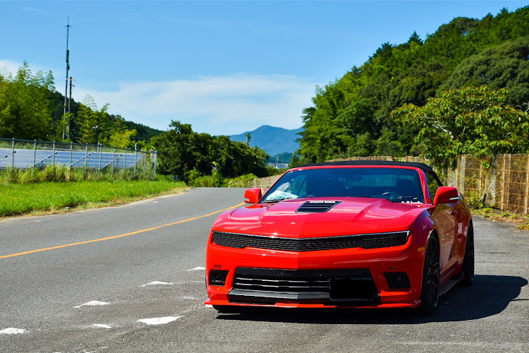 カマロ コンバーチブルの福岡・アメ車・一眼レフ・撮影したい・とにかくスタンバイOK🕺に関するカスタム事例の投稿画像1枚目