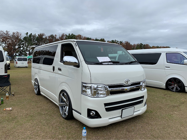 ハイエースバンのSBMファイナルに関するカスタム事例の投稿画像3枚目