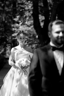 Fotógrafo de casamento Zhanna Albegova (jalbegova). Foto de 11 de julho 2023