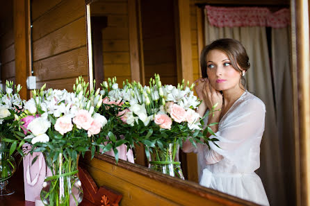 Fotógrafo de casamento Elvira Brudova (brudova). Foto de 27 de junho 2017