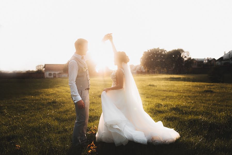 Fotógrafo de bodas Volodimir Kovalishin (nla6ep). Foto del 23 de septiembre 2018