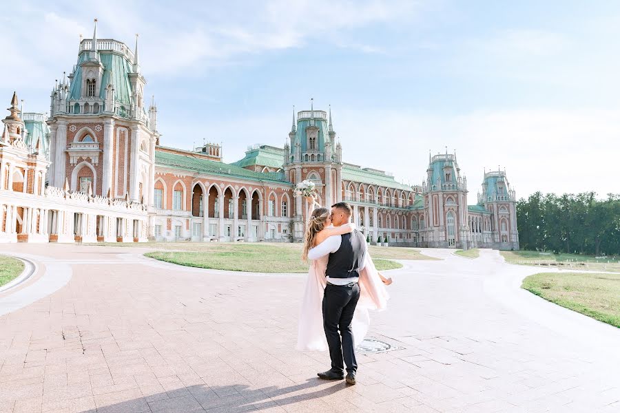 Jurufoto perkahwinan Kuznecov Aleksandr (kuznetsovwed). Foto pada 10 September 2021