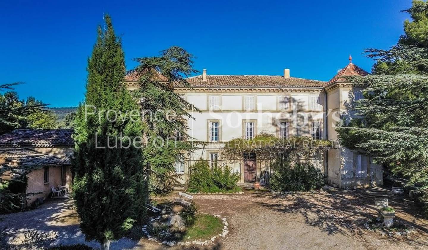 House with pool Saint-Saturnin-lès-Apt