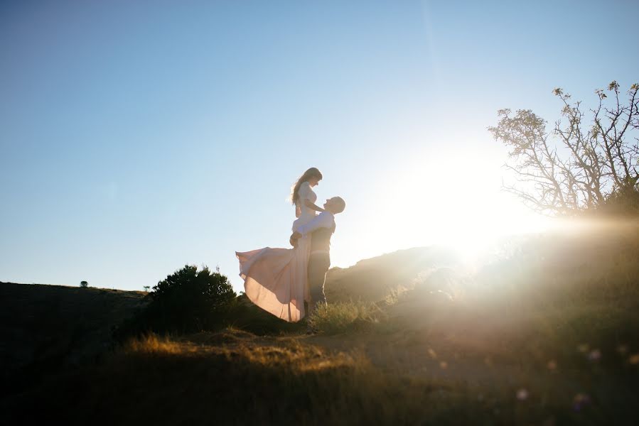 Wedding photographer Anatoliy Anatolevich (oriental). Photo of 8 March 2018