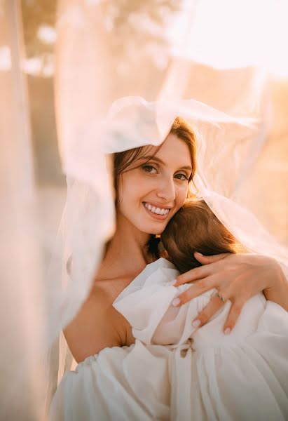 Fotógrafo de casamento Nika Shaishmelashvili (nika1990). Foto de 10 de outubro 2022