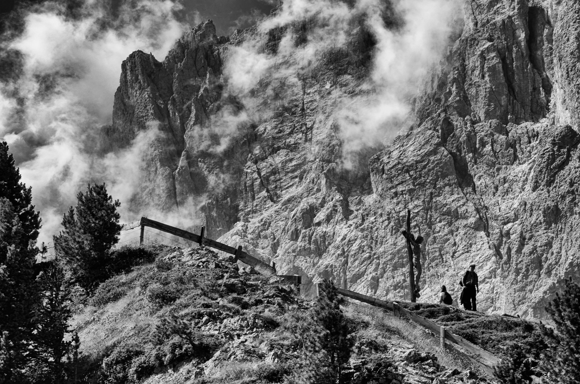 Umano e divino al cospetto della montagna di Rossella13