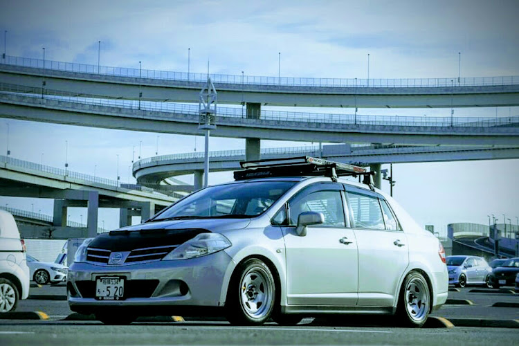 ティーダラティオのtc01・偽VERSA・usdm・大黒PA・ガーフィールドに関するカスタム事例の投稿画像2枚目