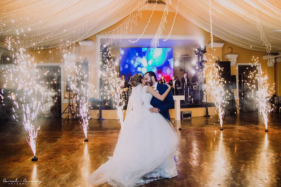 Fotografo di matrimoni Carolina Cavazos (cavazos). Foto del 23 febbraio 2018