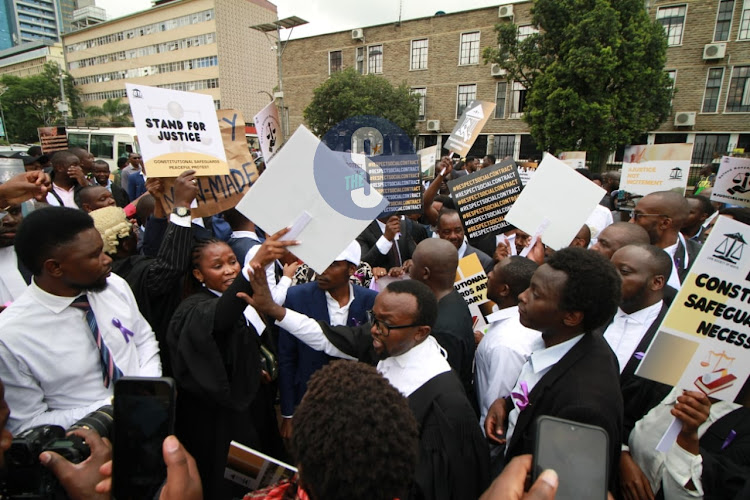 Lawyers protesting outside Supreme Court against President William Ruto's utternances against the Judiciary Nairobi on January 12, 2024