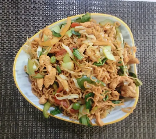 Chicken Wai Wai Noodles