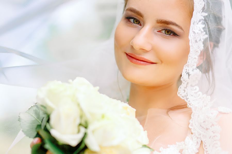 Esküvői fotós Kristina Maslova (tinamaslova). Készítés ideje: 2019 november 16.