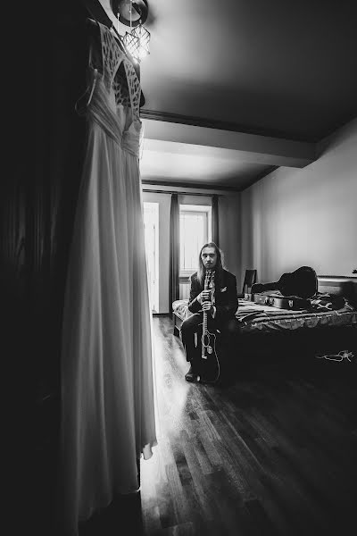 Fotografo di matrimoni Roman Sinyakov (resinyakov). Foto del 28 giugno 2018