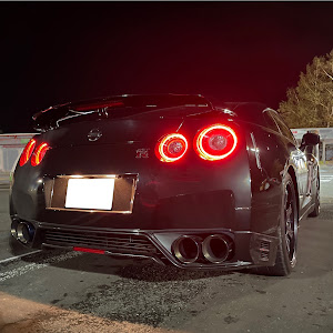 NISSAN GT-R R35