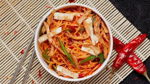 Schezwan Chicken Chowmein