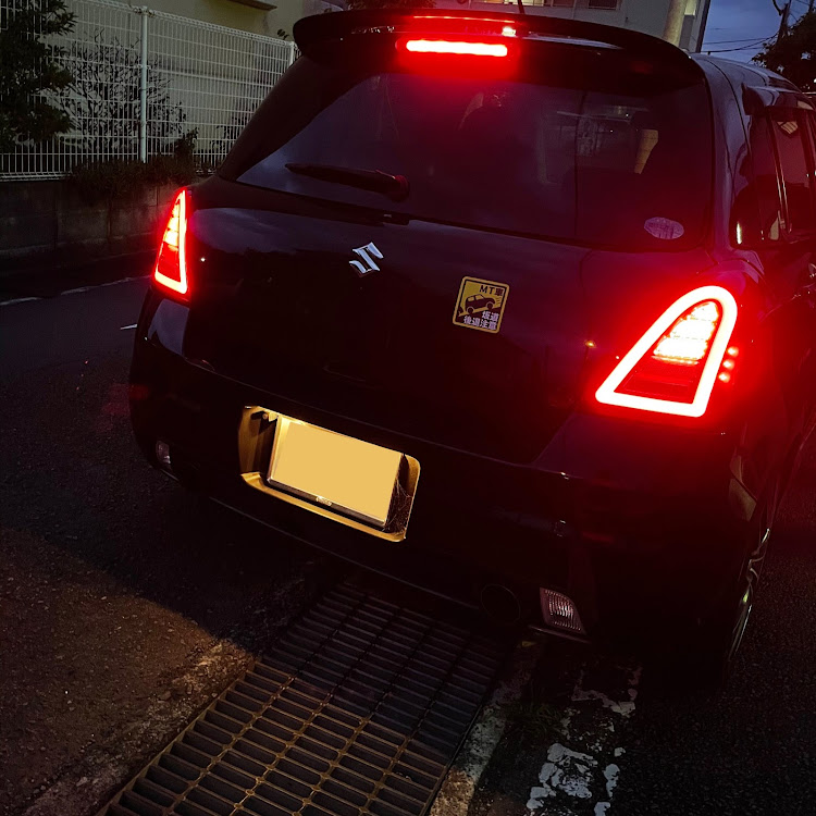 スイフトスポーツのカスタム・スイフトスポーツ・DIYに関するカスタム事例の投稿画像1枚目