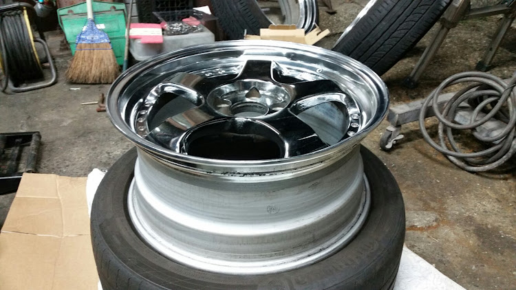 ステップワゴンのSSRプロフェッサー・ディスク入れ換え・バランスが出る保証はないに関するカスタム事例の投稿画像2枚目