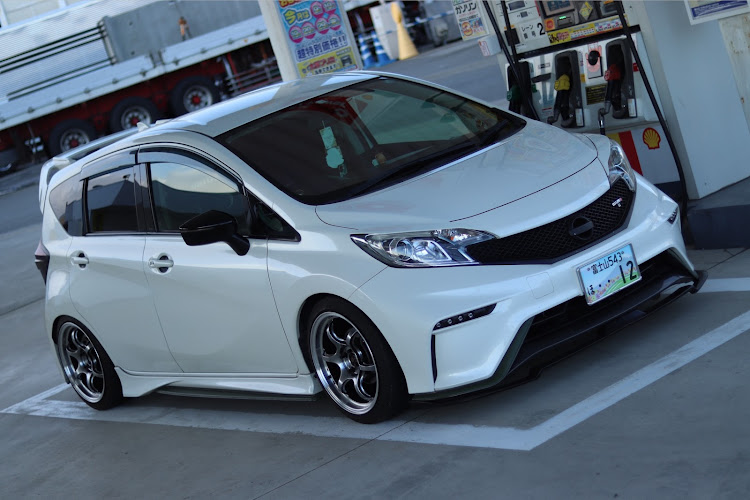 ノートの車検に関するカスタム事例の投稿画像1枚目