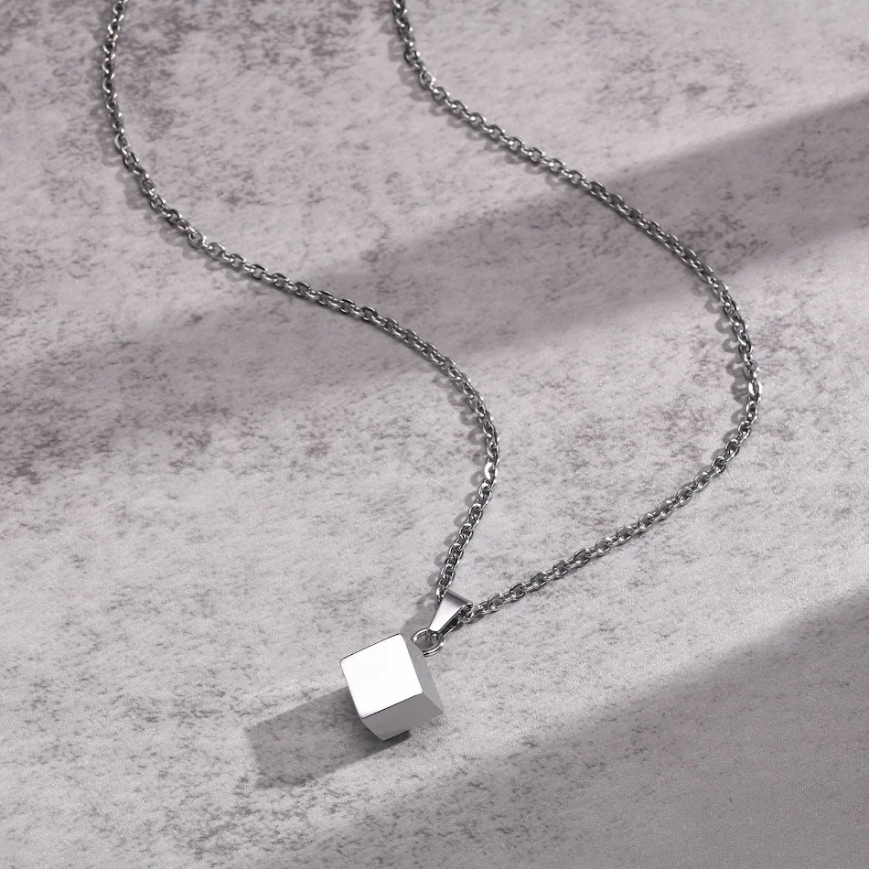 Dames Ketting Vierkant RVS Geometrisch Eenvoudig Minimalistisch Sieraad Modern Design Duurzaam Ideaal voor Dagelijks Gebruik