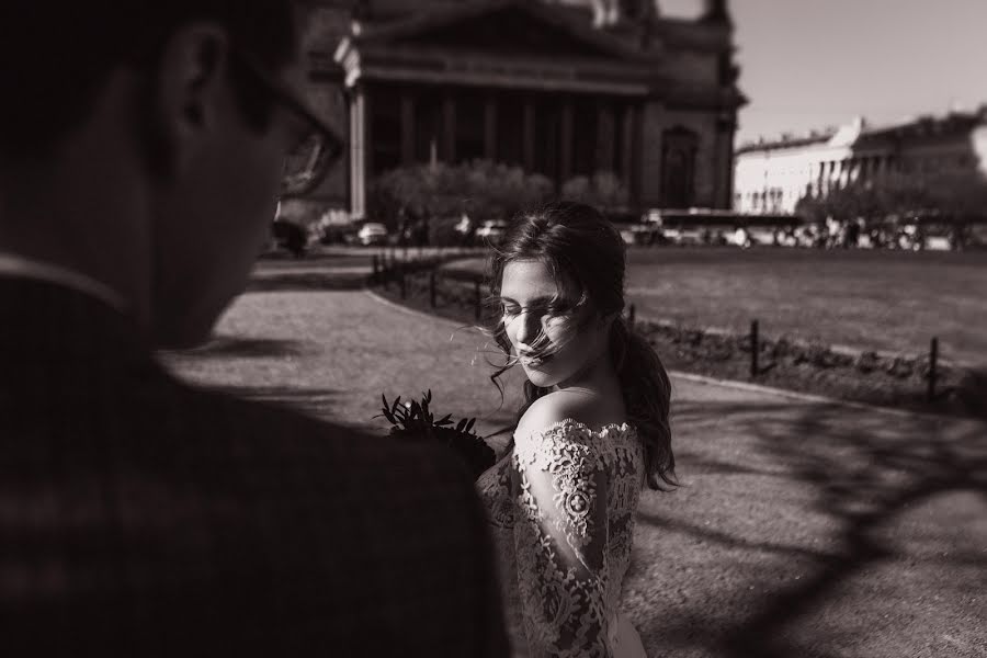 Fotografo di matrimoni Kseniya Pokrovskaya (ananasikkse). Foto del 22 aprile 2019