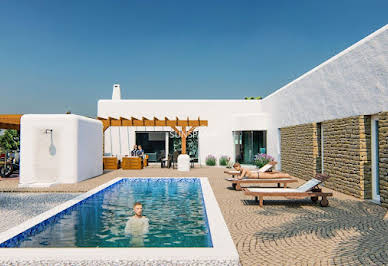 Villa with pool and terrace 16