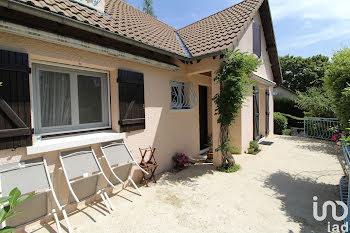 maison à Villeneuve-sur-Yonne (89)