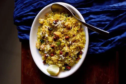 Poha With Adrak Tea