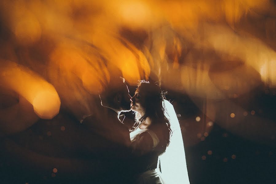 Wedding photographer Fernando Duran (focusmilebodas). Photo of 20 November 2018