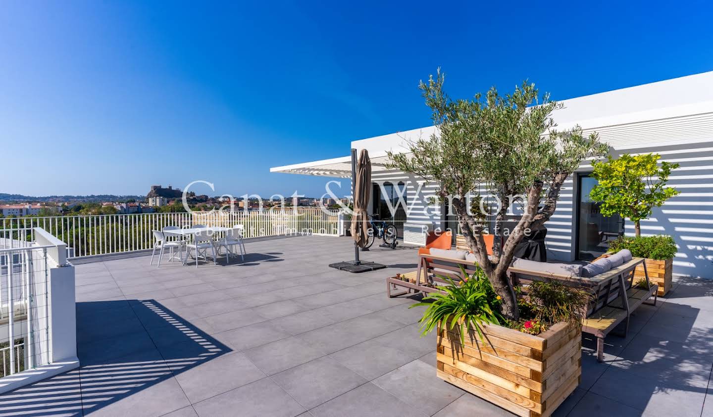 Apartment with terrace La garde