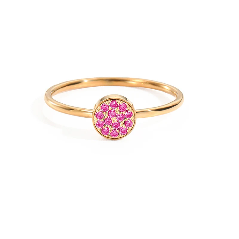 Bague femme en acier inoxydable incrustée de strass, un bijou étincelant et élégant, idéal pour un cadeau ou un accessoire quotidien.