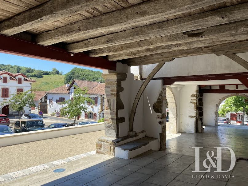 Vente maison 14 pièces 303 m² à La Bastide-Clairence (64240), 550 000 €